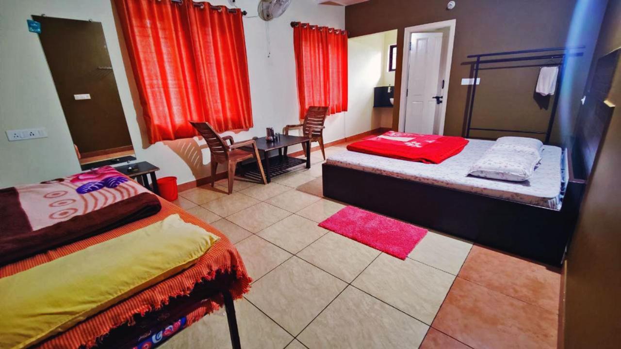 Staymaker Kasargali Homestay Sakleshpur Exteriör bild