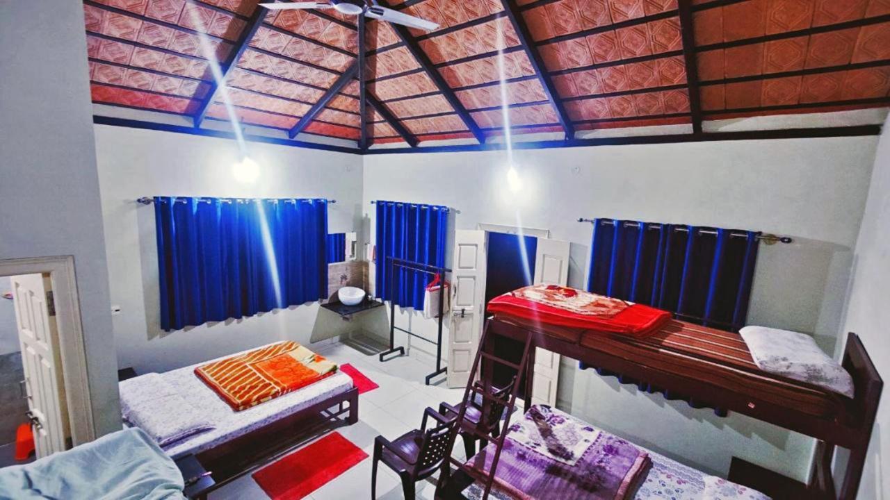Staymaker Kasargali Homestay Sakleshpur Exteriör bild